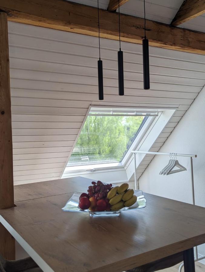 Helles Dachgeschoss-Appartement Krefeld Exterior foto